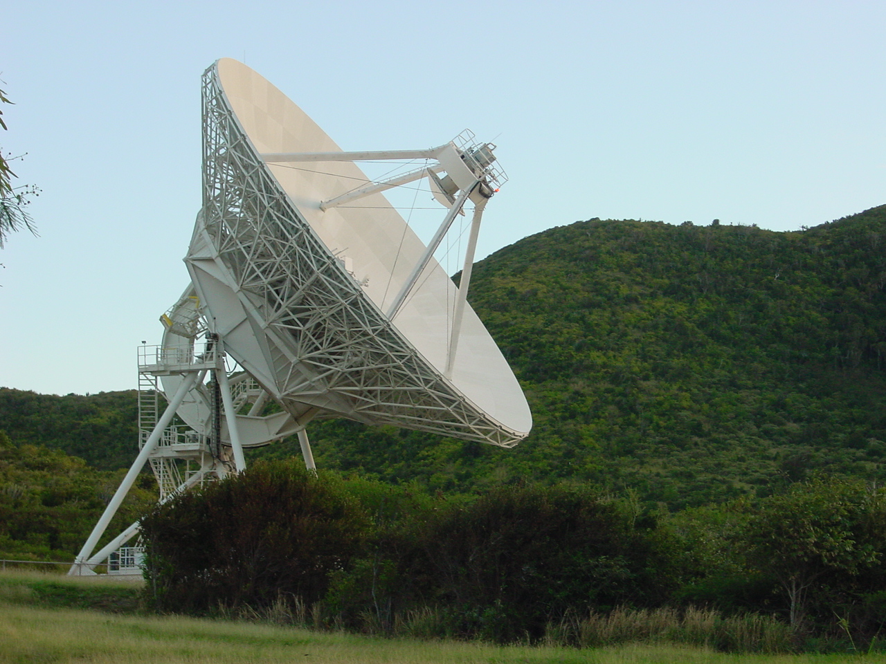 One antenna at the Eastern end of the Very Long Baseline Array (VLBA), St. Croix, U.S. Virgin Islands. Credit: Cumulus Clouds